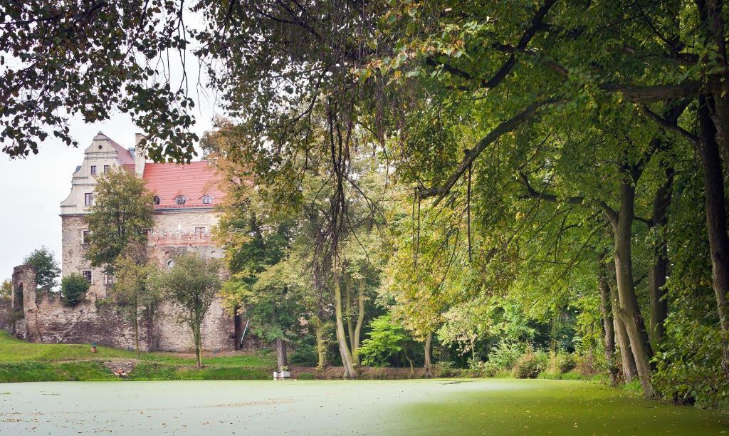 Uroczysko Siedmiu Stawow Hotel Gola Dzierzoniowska Exterior photo